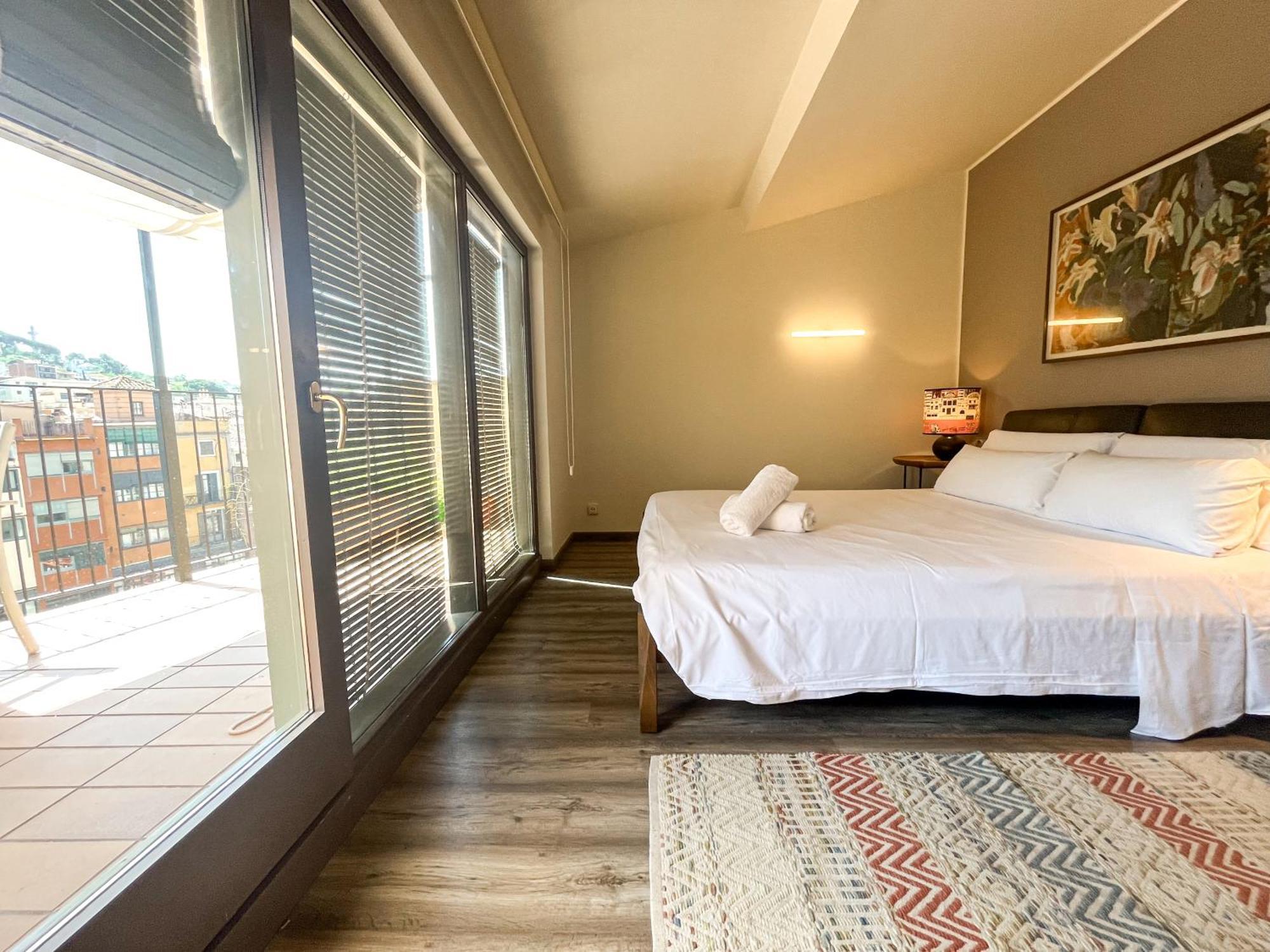 Sleep & Stay Luxury Top Floor Apt With Terrace ジローナ エクステリア 写真
